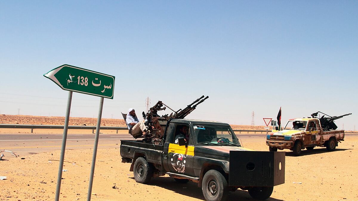 cheats/2011/09/05/large-libyan-convoy-arrives-in-niger/libya-negotiations-sirte-cheat_olao3b