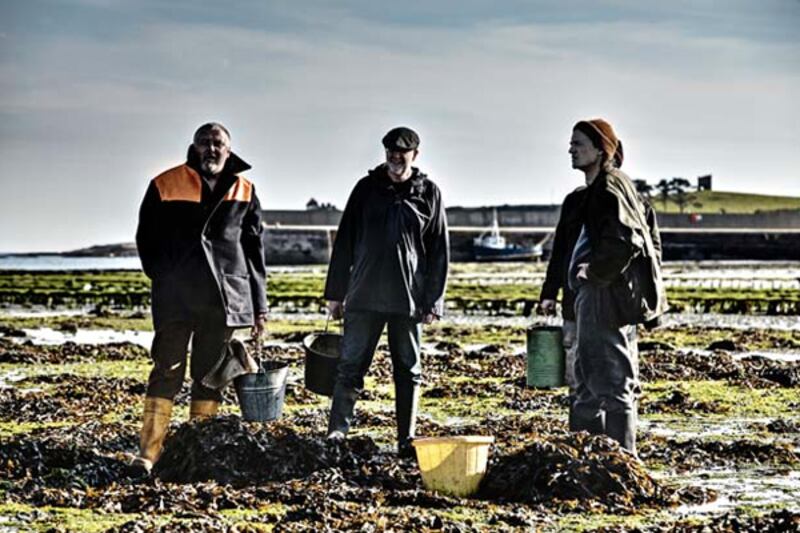 galleries/2012/01/24/the-artist-george-clooney-academy-award-nominations-2012-photos/oscar-nominations-2011-live-action-short-film-the-shore_wflank