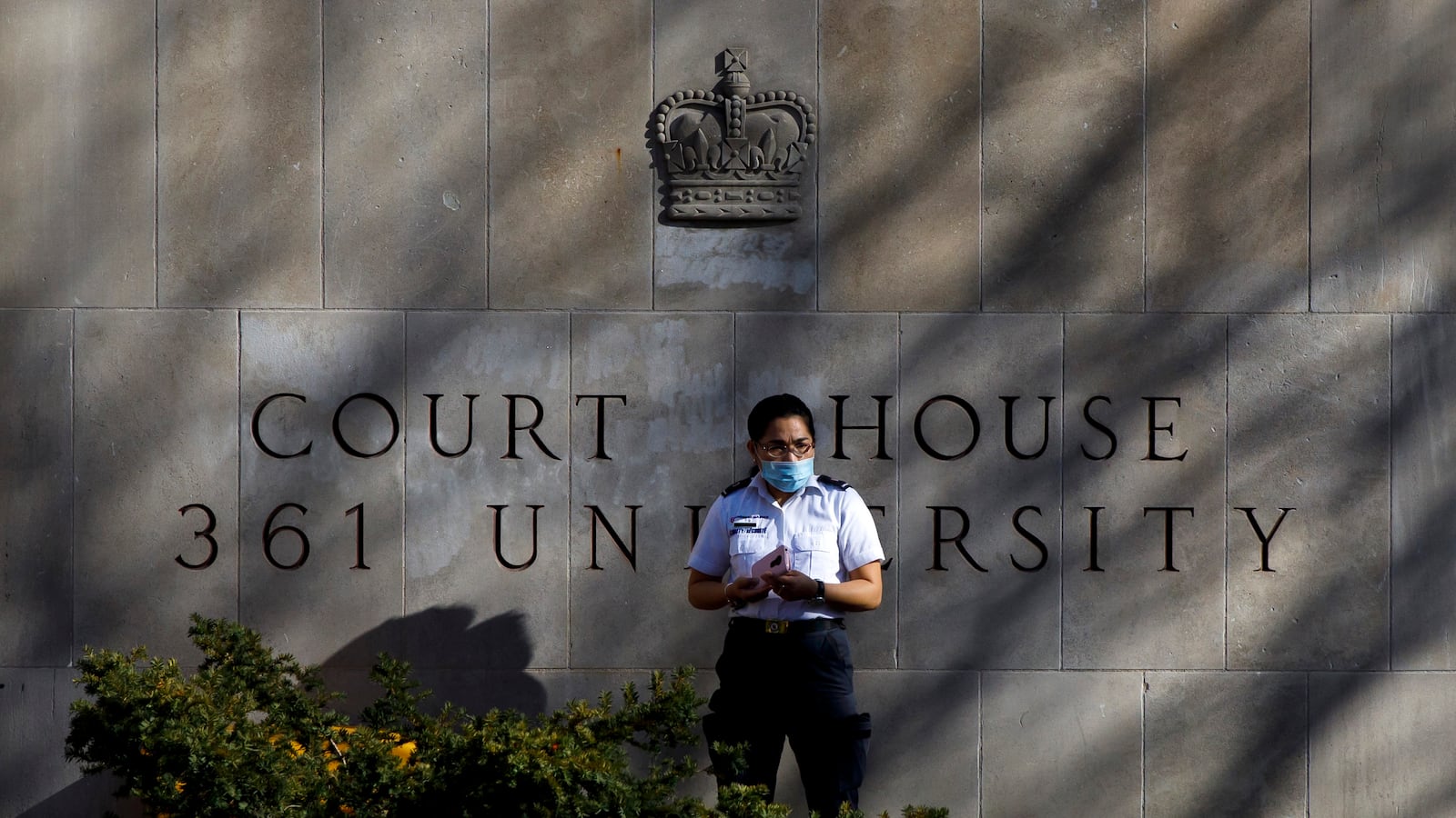 030321-van-attack-cheat_em86ra