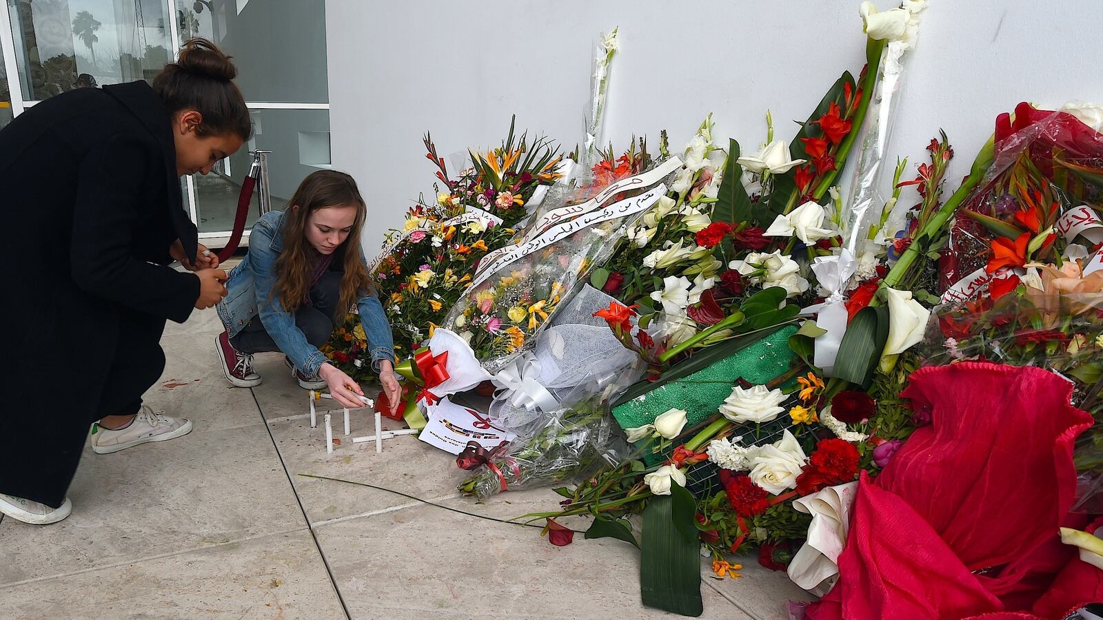 cheats/2015/05/20/suspected-tunisia-museum-attacker-caught/150520-bardo-attack-suspect-cheat_gpwuug