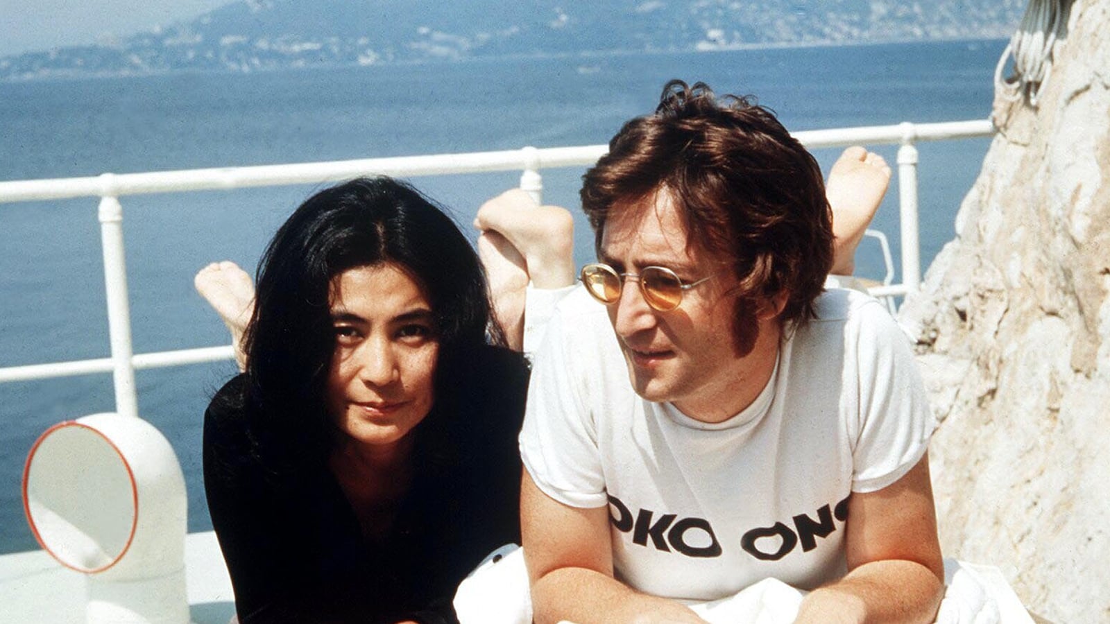 articles/2013/11/03/how-john-lennon-rediscovered-his-music-in-bermuda/131101-lennon-bermuda_woys7u