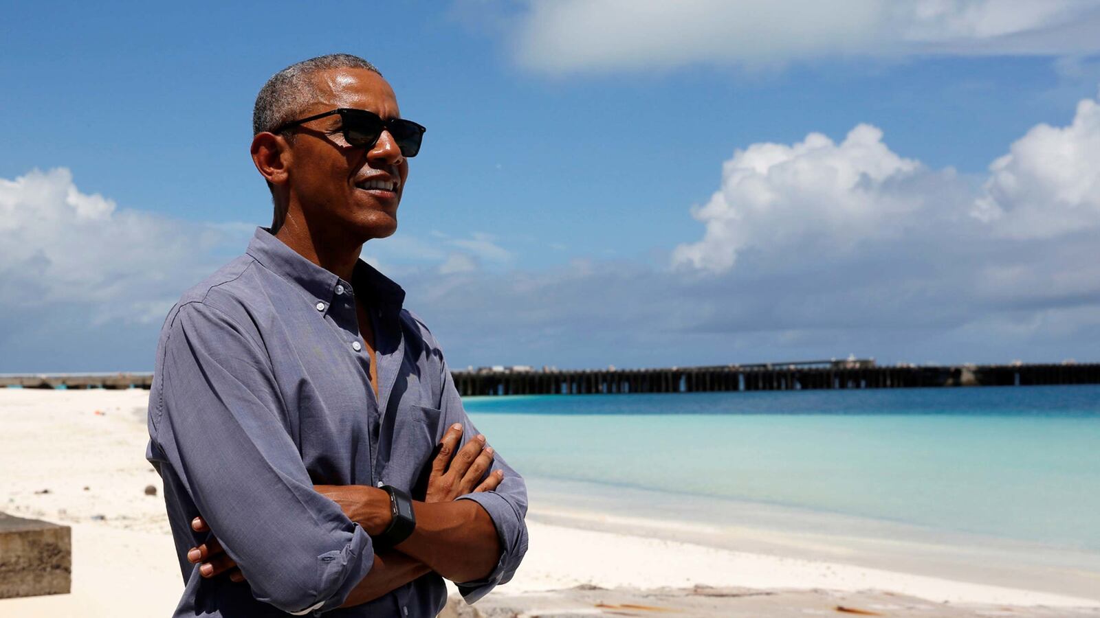 articles/2017/03/27/why-barack-obama-chose-marlon-brando-s-island-hideaway/170322-presser-obama-brando-island-tease_yqcxec