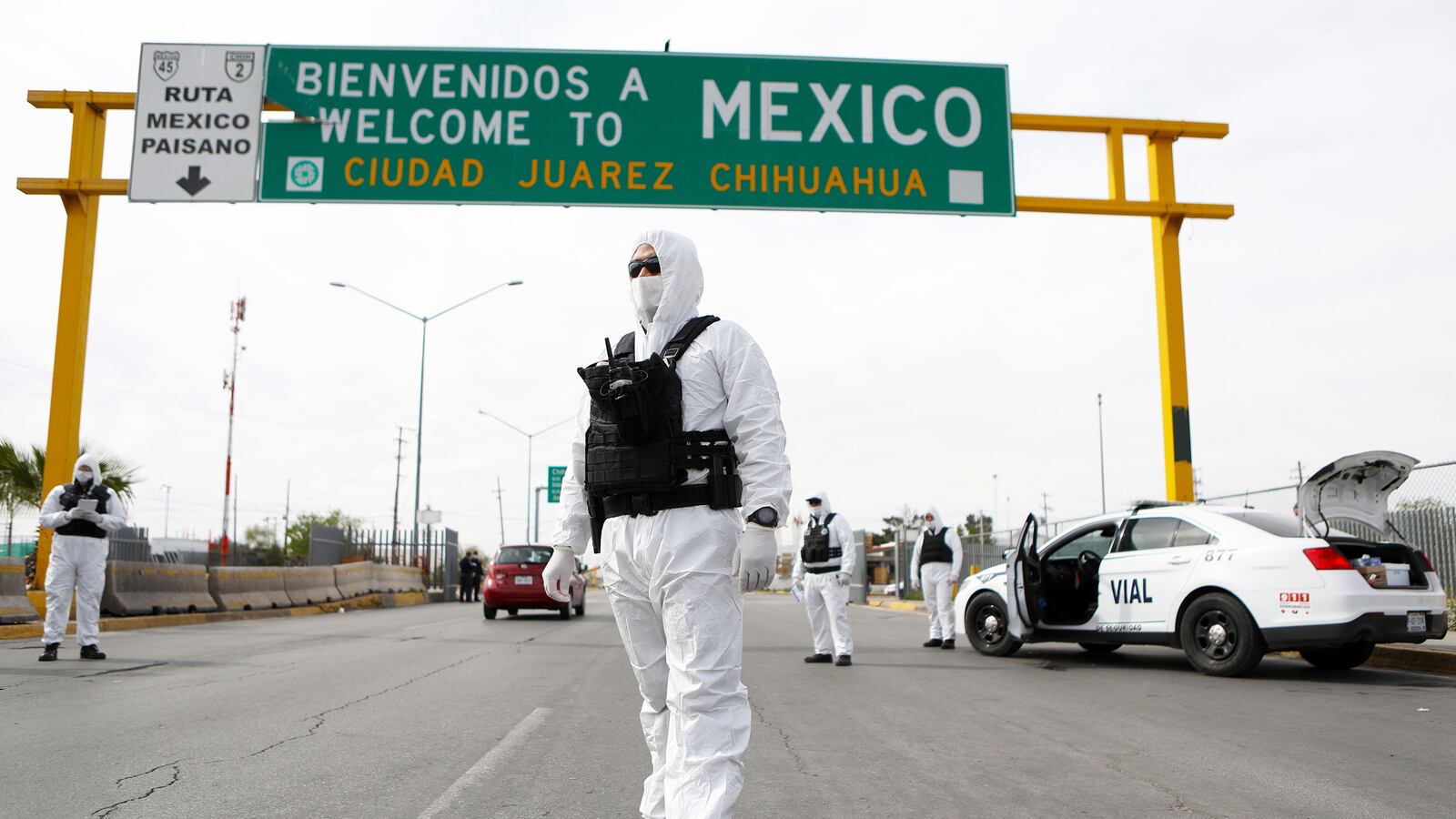 200628-frye-visit-mexico-hero_hpwjfi