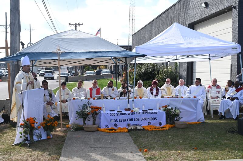 BROADVIEW, ILLINOIS - NOVEMBER 1: A crowd of parishioners, religious sisters, and activists gathers in peaceful assembly during a Eucharistic procession to the Broadview ICE center ,advocating for religious access for detained migrants, in Illinois, United States on November 1, 2025. (Photo by Jacek Boczarski/Anadolu via Getty Images)