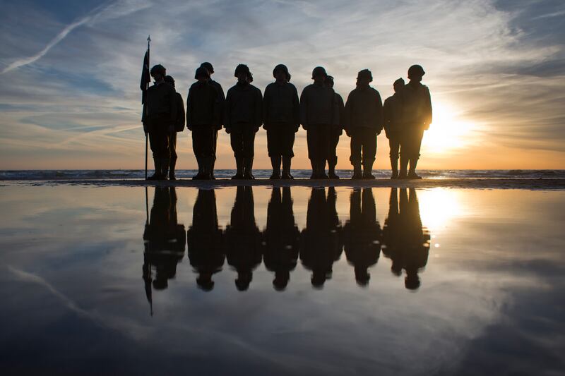 articles/2014/06/06/d-day-70th-anniversary-celebrations-queen-obama-merkel-putin-and-cameron-in-france/140605-sykes-dday-tease1_ujs3wk