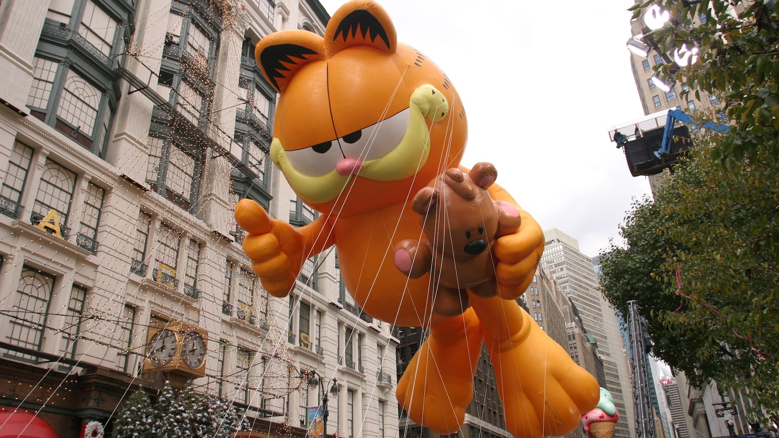 Garfield in the Macy's Thanksgiving Day Parade
