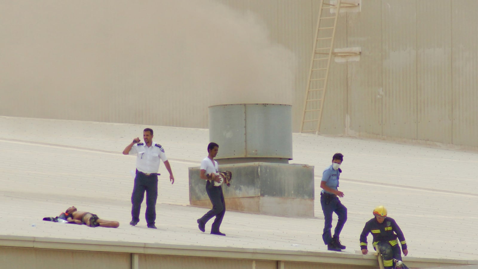 cheats/2012/05/28/qatar-mall-fire-kills-19/doha-qatar-mall-fire-cheat_k4gtsi