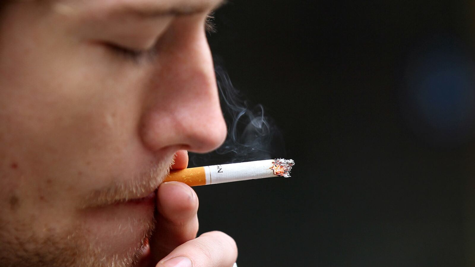 cheats/2011/09/06/fewer-americans-smoking/cigarette-smokers-cheat_u2sr2i
