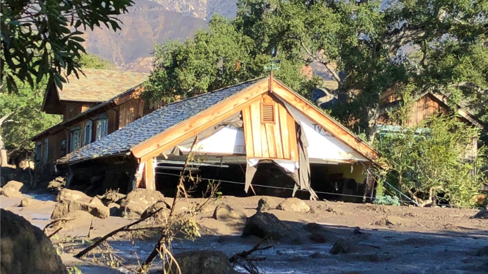 180110-montecito-mudslide-deaths-missing-cheat_mgmkrp