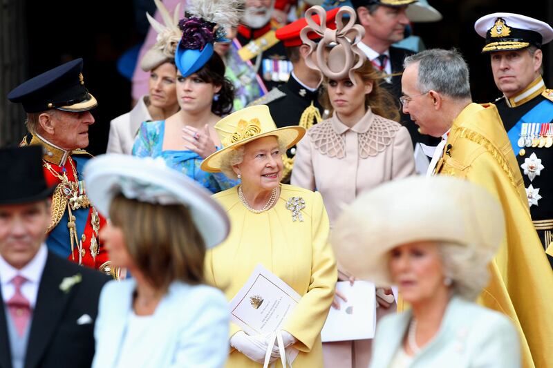 galleries/2011/04/20/queen-elizabeth/queen-elizabeth-update3_nzjqli