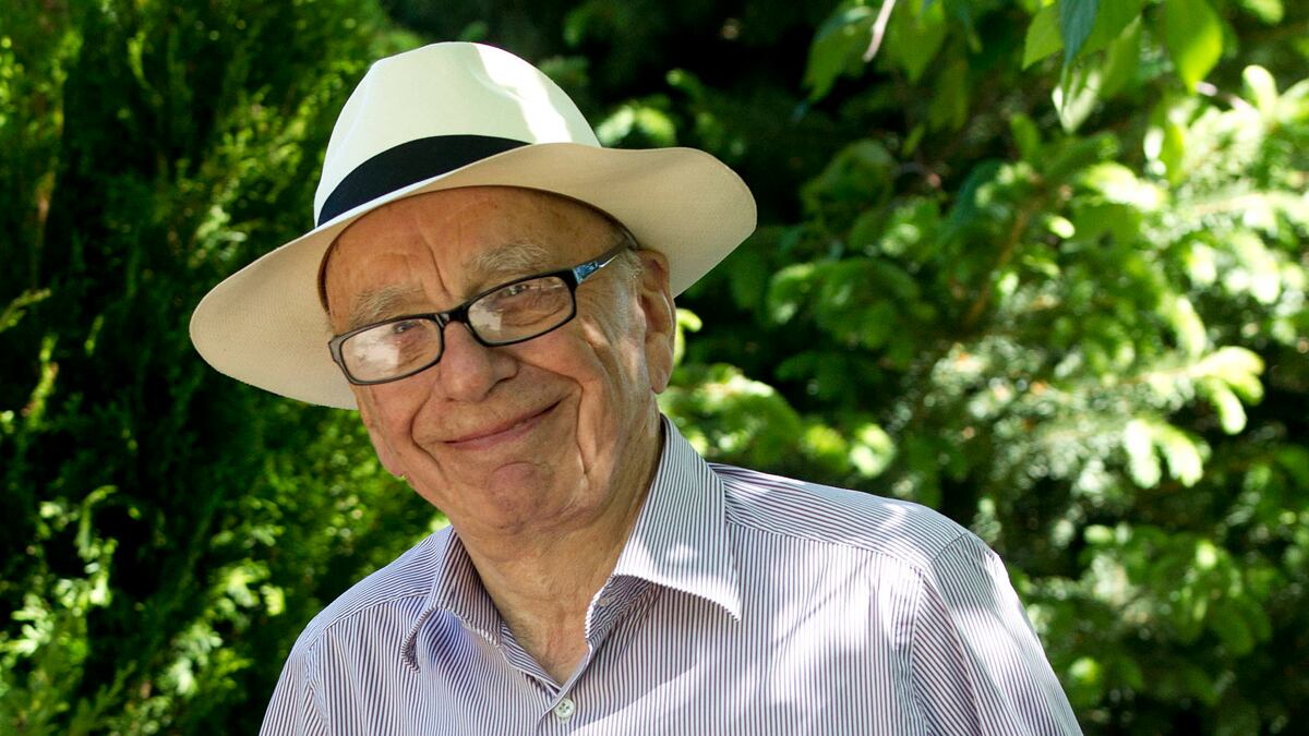 cheats/2011/07/10/murdoch-lands-in-london/murdoch-sun-valley-cheat_yo7zgn