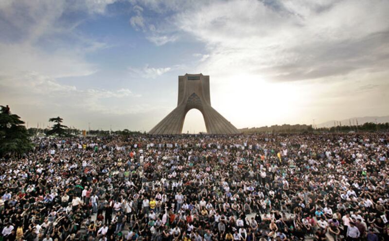 galleries/2009/12/28/the-year-in-pictures/year-in-pictures---iran-3_n2k9h7