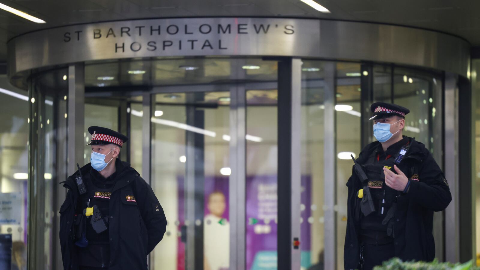 2021-03-03T082652Z_1280585828_RC2K3M9EBCIC_RTRMADP_3_BRITAIN-ROYALS_udcey3