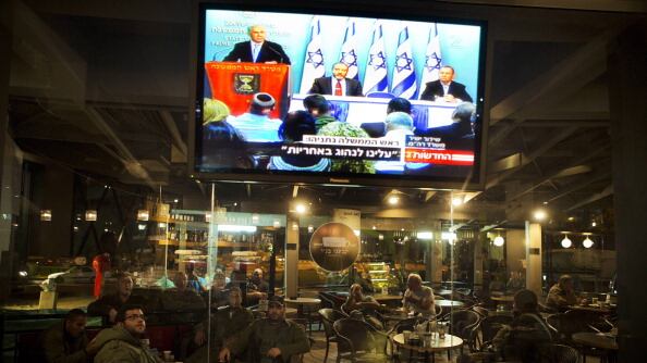 articles/2012/11/21/the-next-bold-moves/bibi-tv-openz_nfu2vp