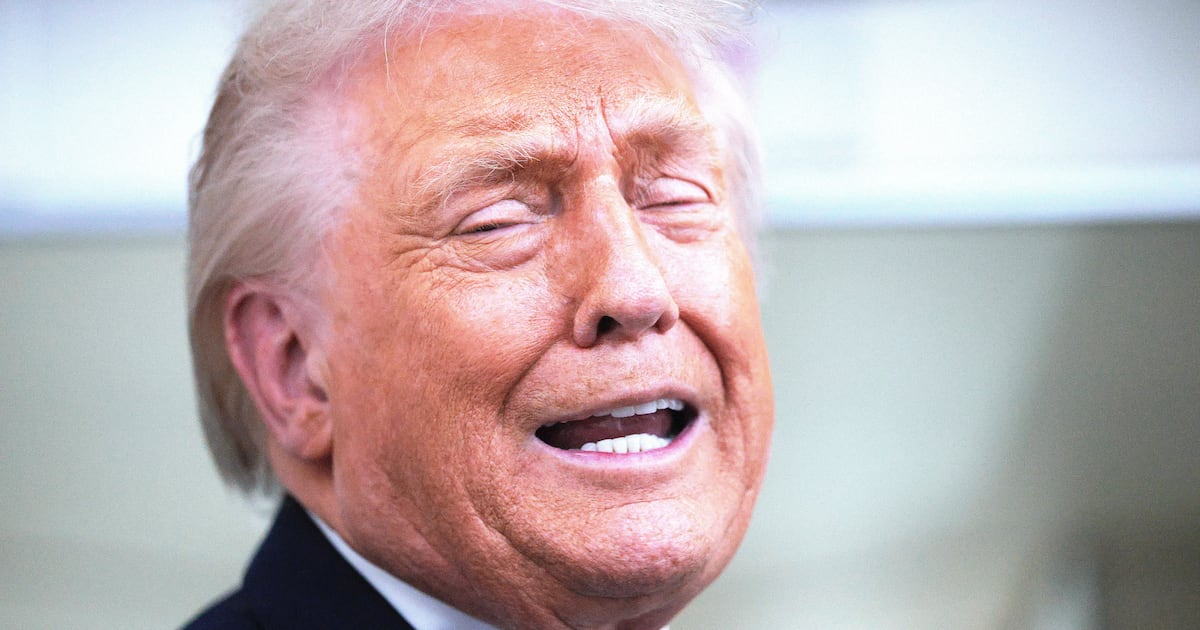 Cornered Trump Sets Himself the Deadline He Always Blows