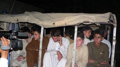 cheats/2009/06/01/mass-kidnapping-in-pakistan/pakistan-kidnapping_qxkrlc