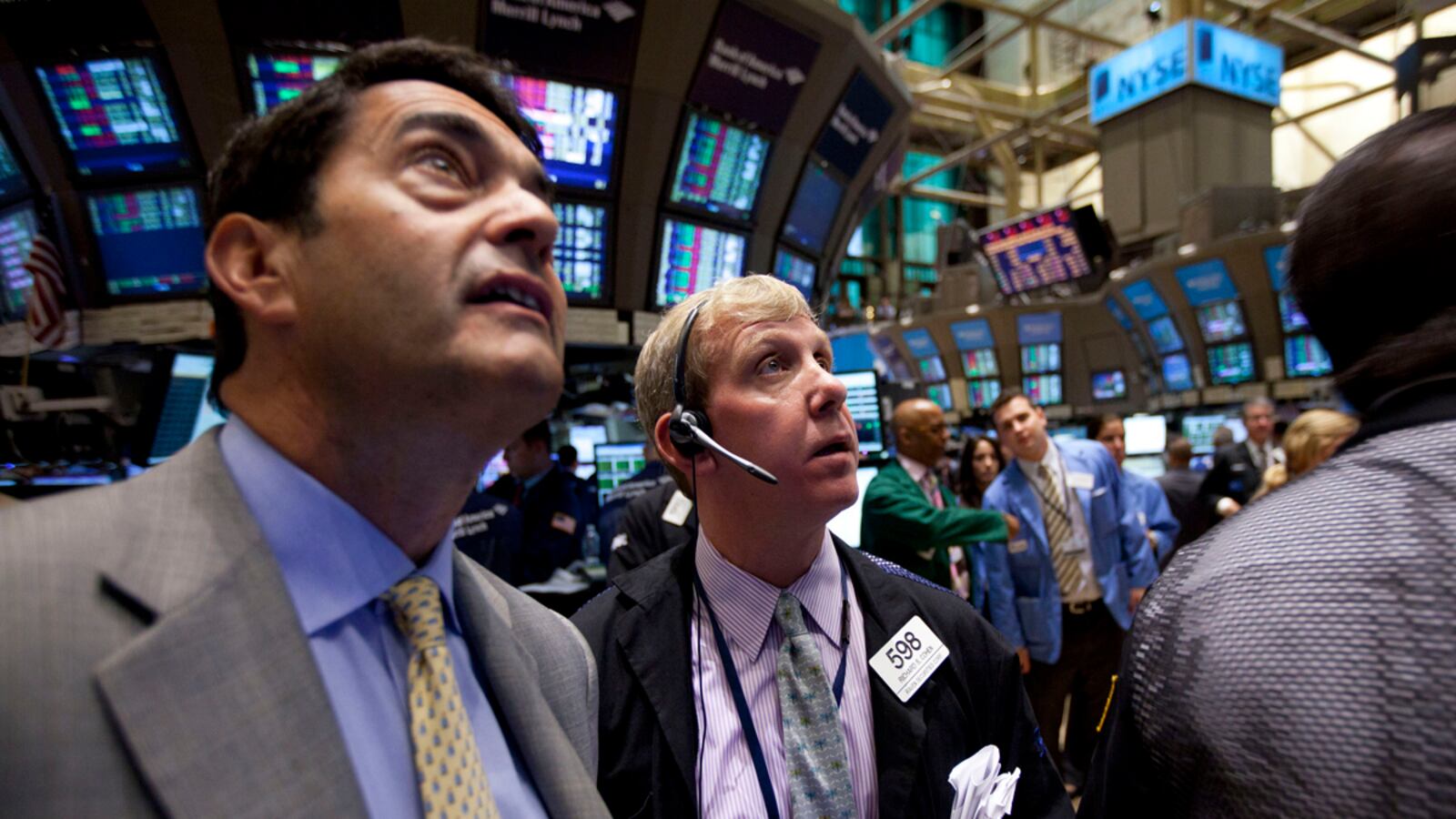 cheats/2011/08/08/markets-close-after-sharp-downturn/wall-street-update-cheat_peqwuq