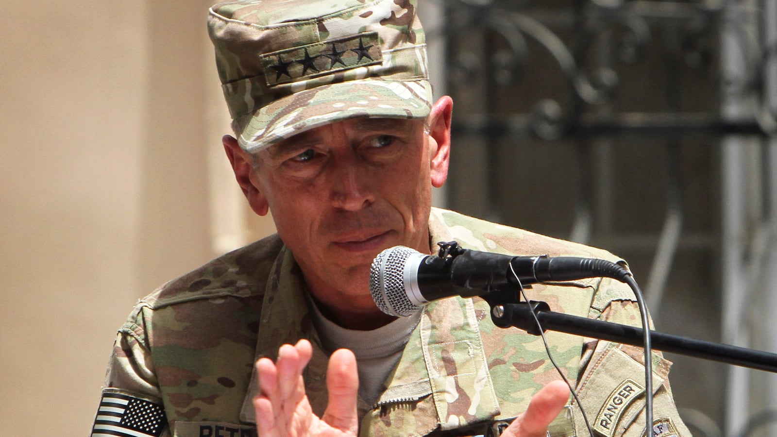 cheats/2012/11/12/was-petraeus-s-resignation-political/what-we-know-jill-kelley-strochlic_hlchlo