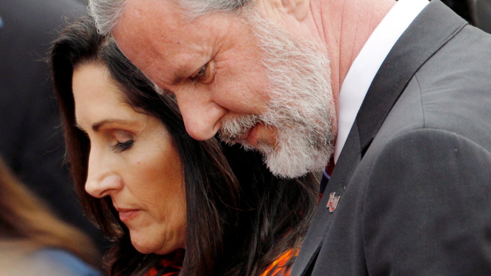 2019-05-11T175623Z_685707637_RC1B4A9AC5E0_RTRMADP_3_USA-PENCE_rlgokx