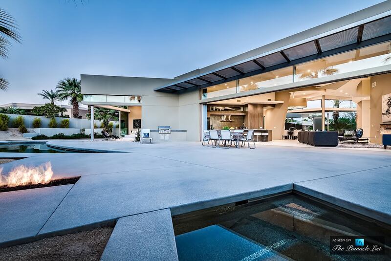 180213-mcnearney-omg-i-want-this-house-ranch-mirage-60_ugmykf