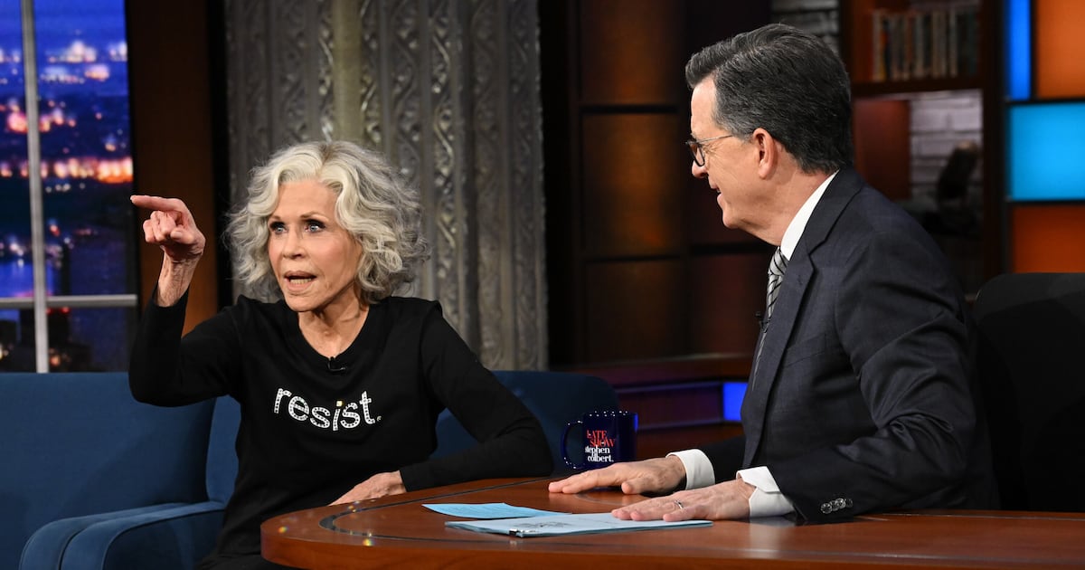 Jane Fonda Sounds the Alarm on Donald Trump: 'They're Shooting People!'