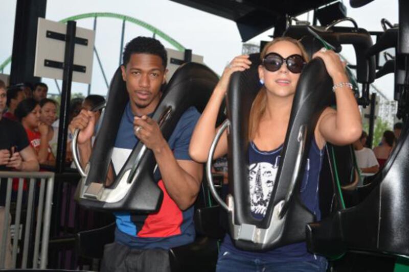 galleries/2012/05/15/britney-spears-lea-michele-more-celebrity-twitter-pictures-photos/twitpics-carey_tabcrh