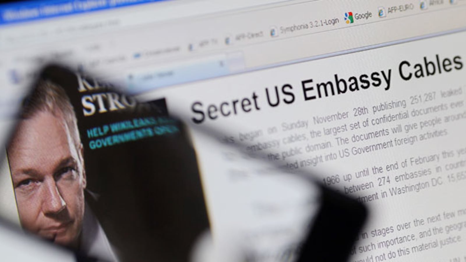galleries/2010/12/21/year-in-media/year-in-media---assange_saiqam