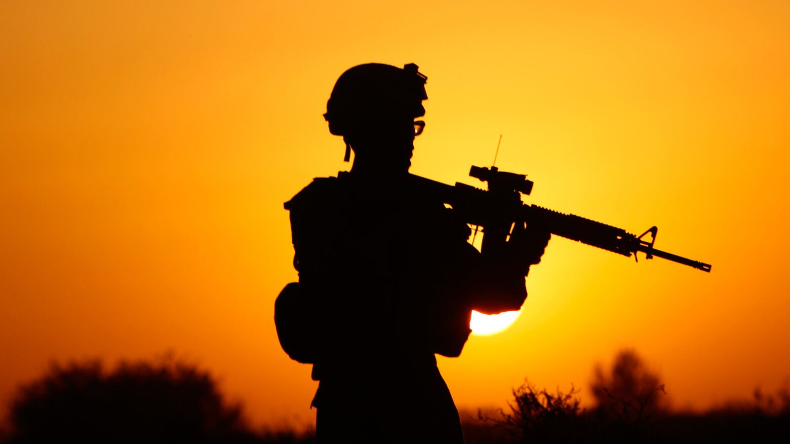 cheats/2015/10/23/more-u-s-raids-on-isis-coming/151022-youssef-delta-force-tease_z0xoji