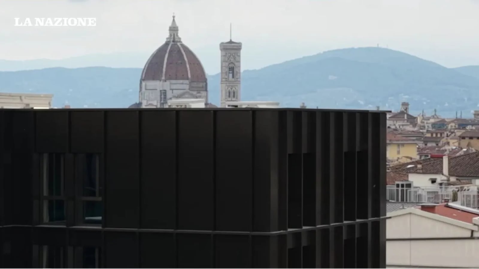 Locals Rage as ‘Black Cube’ Could Cost City World Heritage Status