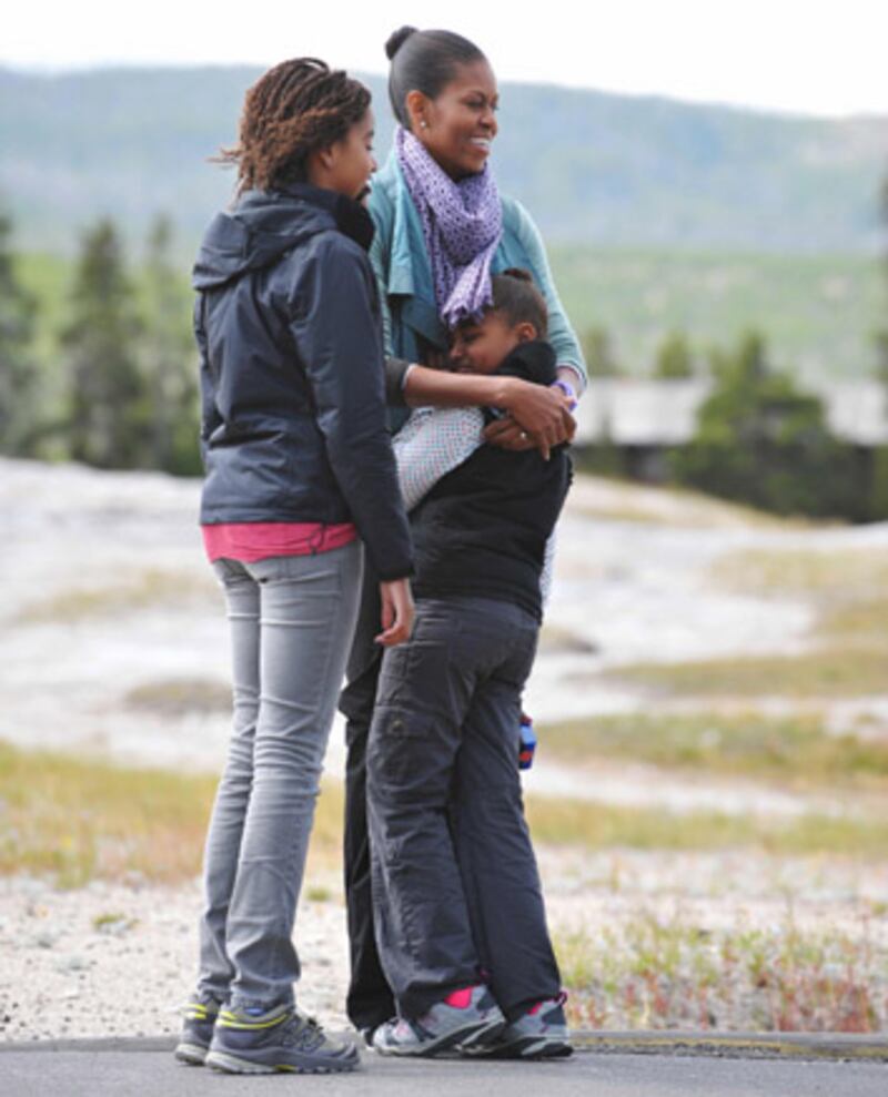 galleries/2009/08/23/obama-family-trips/obamas-on-vacation-8_wrqg4a