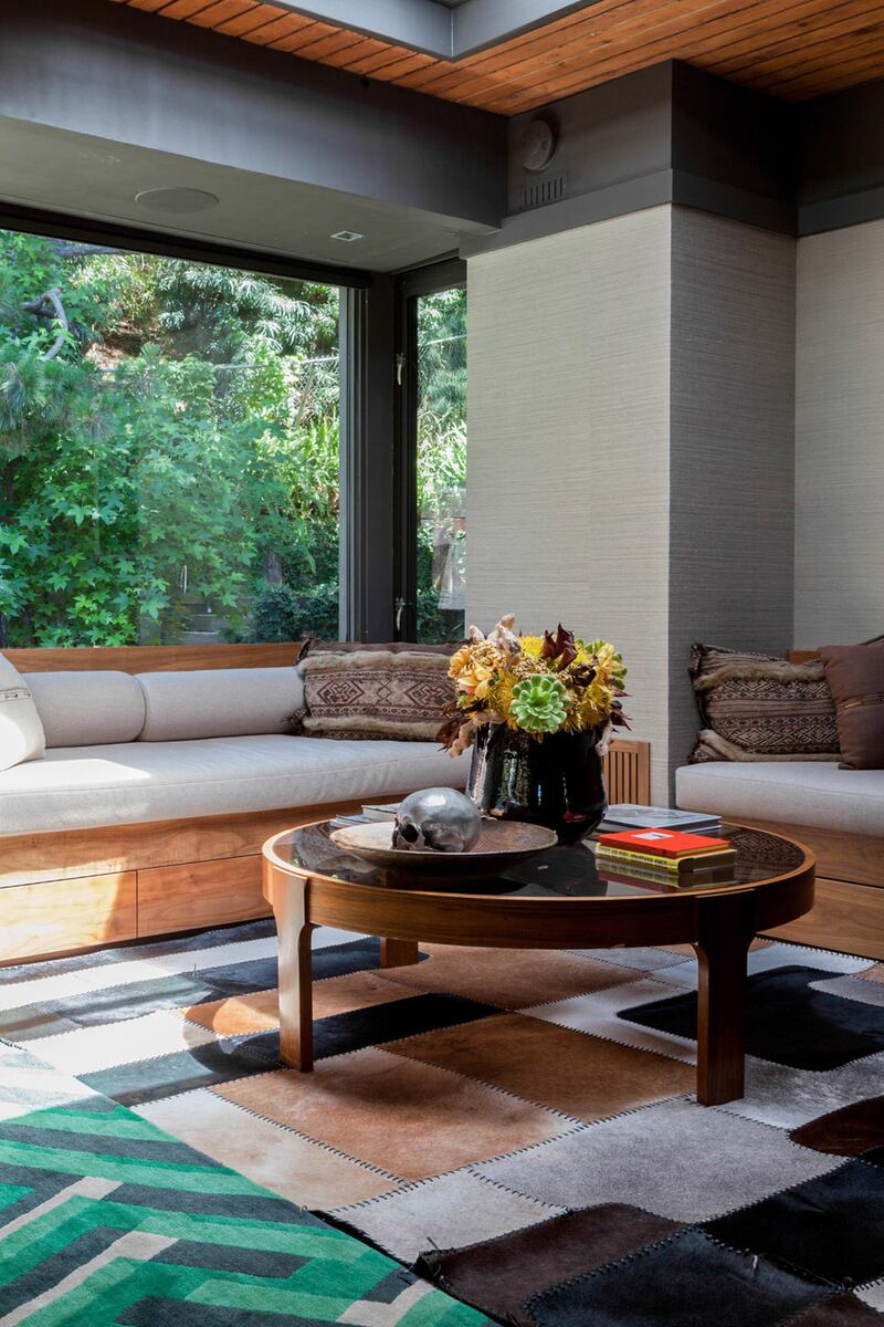 galleries/2014/06/20/omg-i-want-this-house-hollywood-hills-photos/061714-omg-house-hollywood-hills-4_m3ugsj