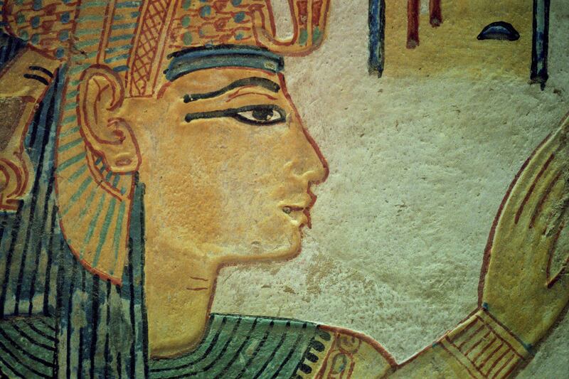 galleries/2013/05/13/men-in-makeup-throughout-time-photos/men-in-makeup-ancient-egyptians_ndrgq9