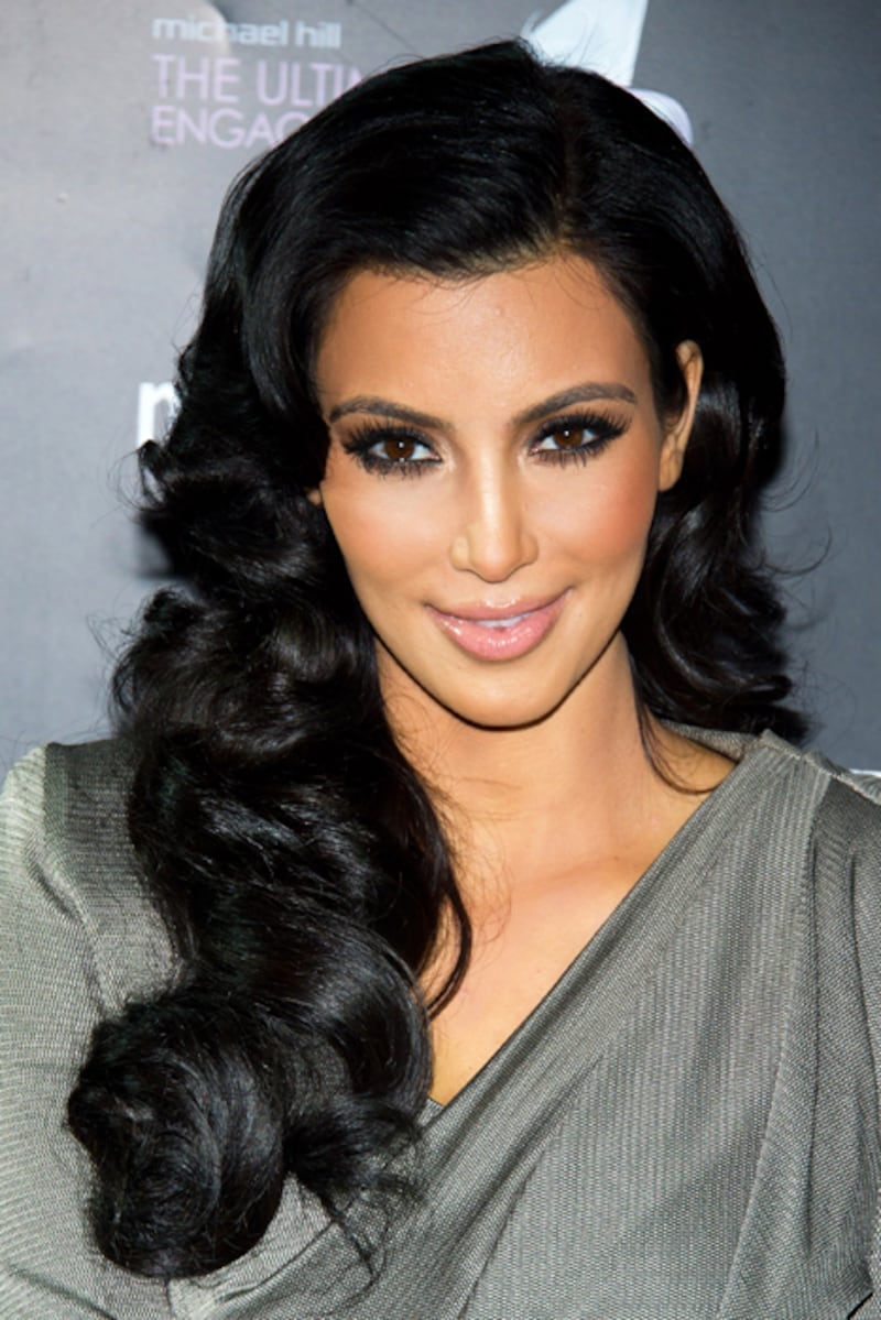 galleries/2010/12/23/internet-trends/internet-trends---kardashian_aiwiod