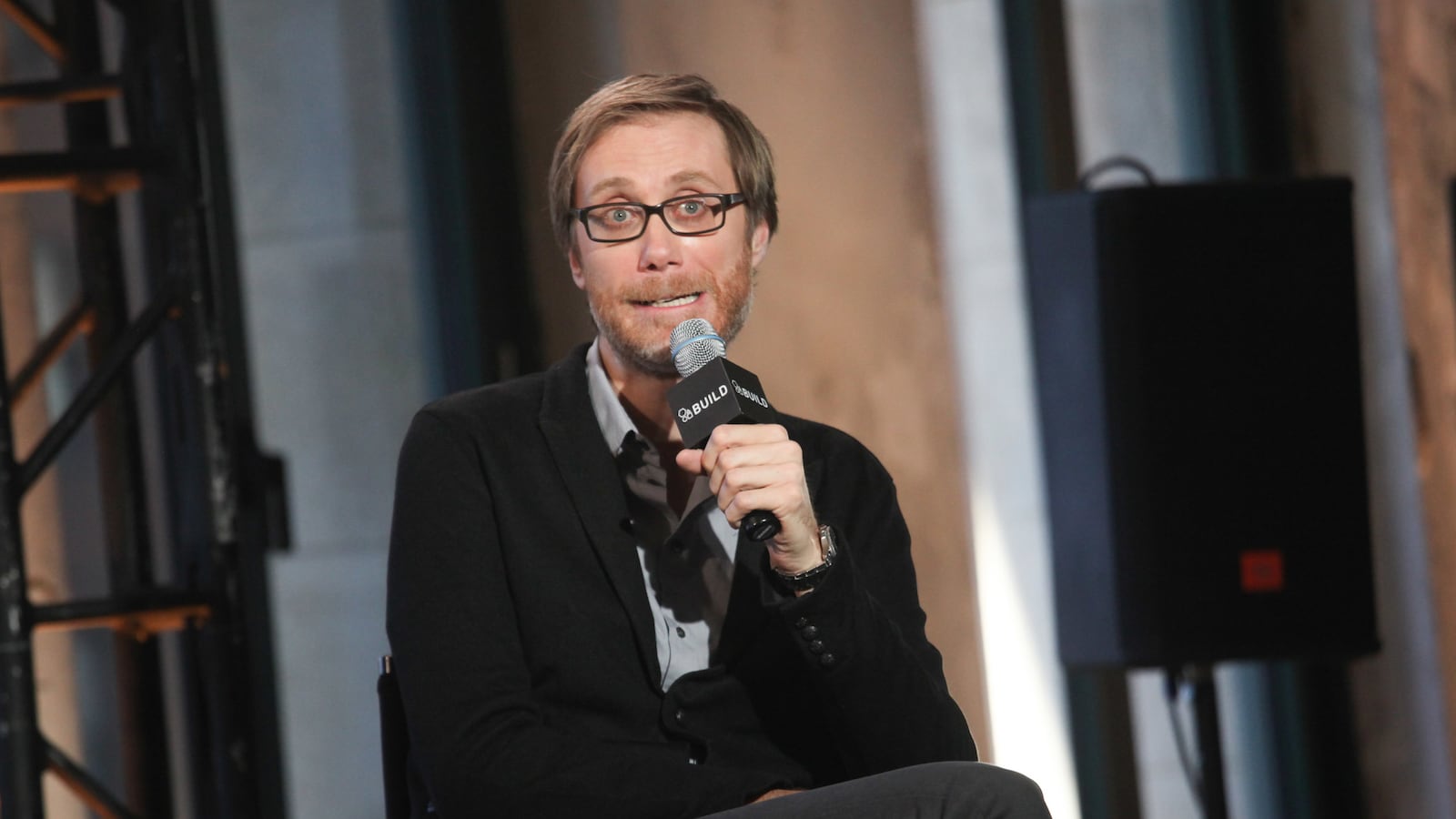 articles/2014/11/22/stephen-merchant-talks-hello-ladies-movie-the-nicole-kidman-cameo-and-legacy-of-the-office/141121-stern-merchant-tease_gq6giv