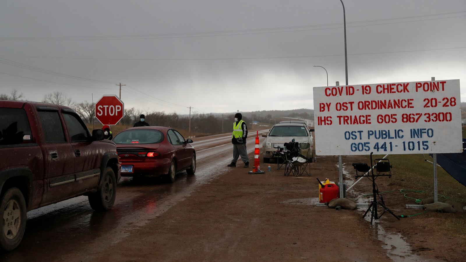 2020-04-16T034417Z_665560389_RC2F5G9J7PI2_RTRMADP_3_HEALTH-CORONAVIRUS-USA_usjexq