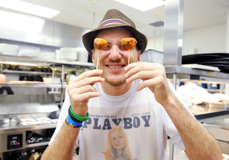 galleries/2010/03/02/south-beach-wine-food-festival/sobe-3_iqim7s