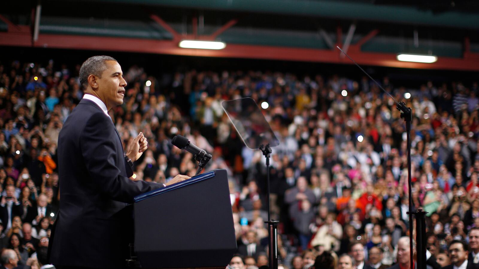 articles/2013/01/29/president-obama-embraces-the-senate-s-bipartisan-immigration-plan/130129-obama-immigration-tease_ubthx5