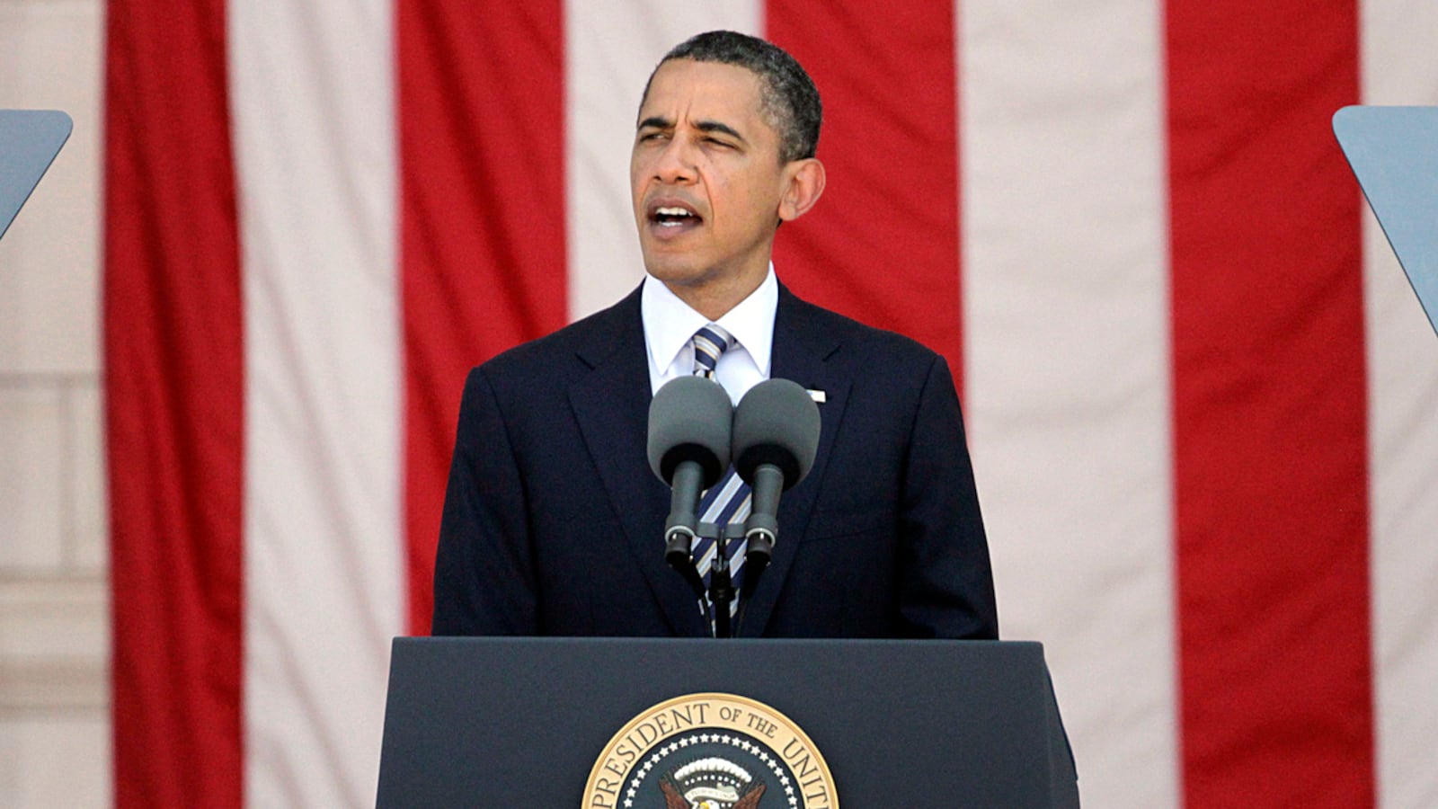 articles/2011/06/06/obama-will-be-reelected-in-2012-despite-stagnant-economy-high-unemployment/obama-economy-beinart_sinbbt