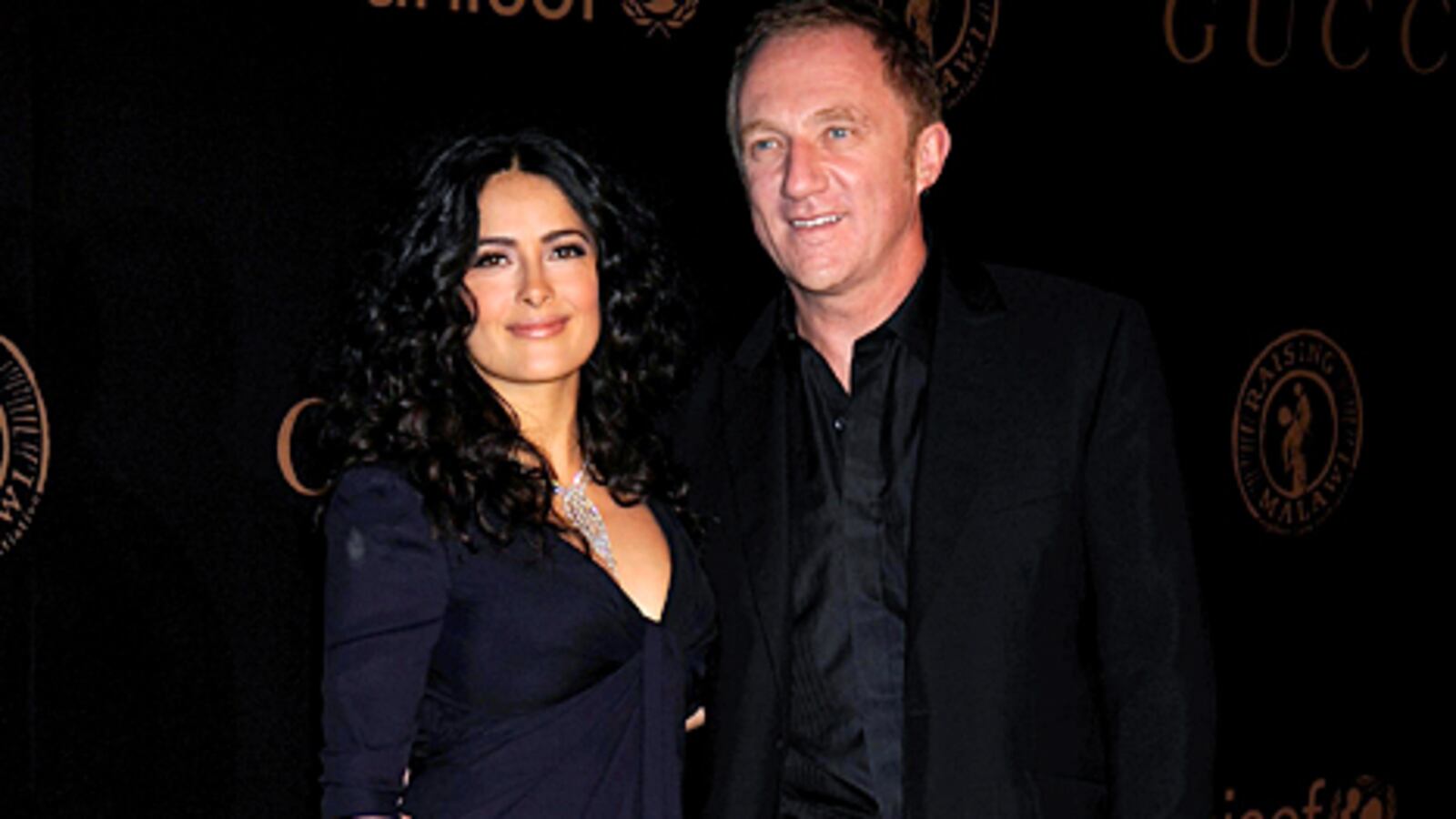 cheats/2009/02/16/salma-fashionable-i-do/selma-hayek-cheat_yr7okx