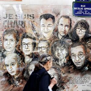 20906-visser-paris-tease_zhnhg9