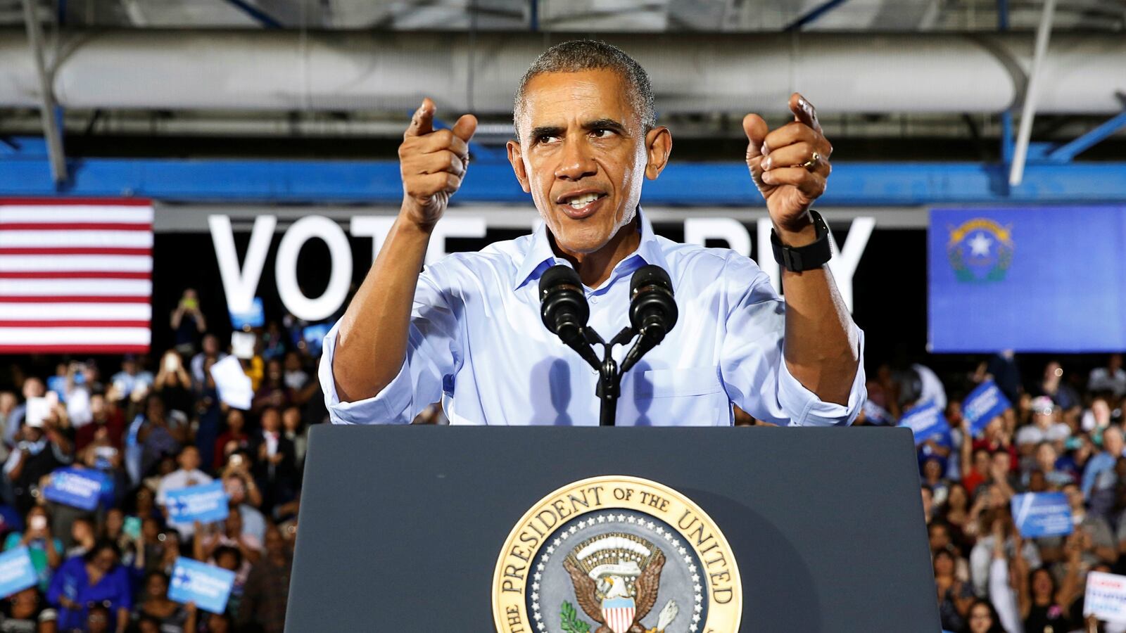 cheats/2016/10/24/obama-mocks-shameless-darrell-issa/161024-obama-issa-cheat_ey81qh
