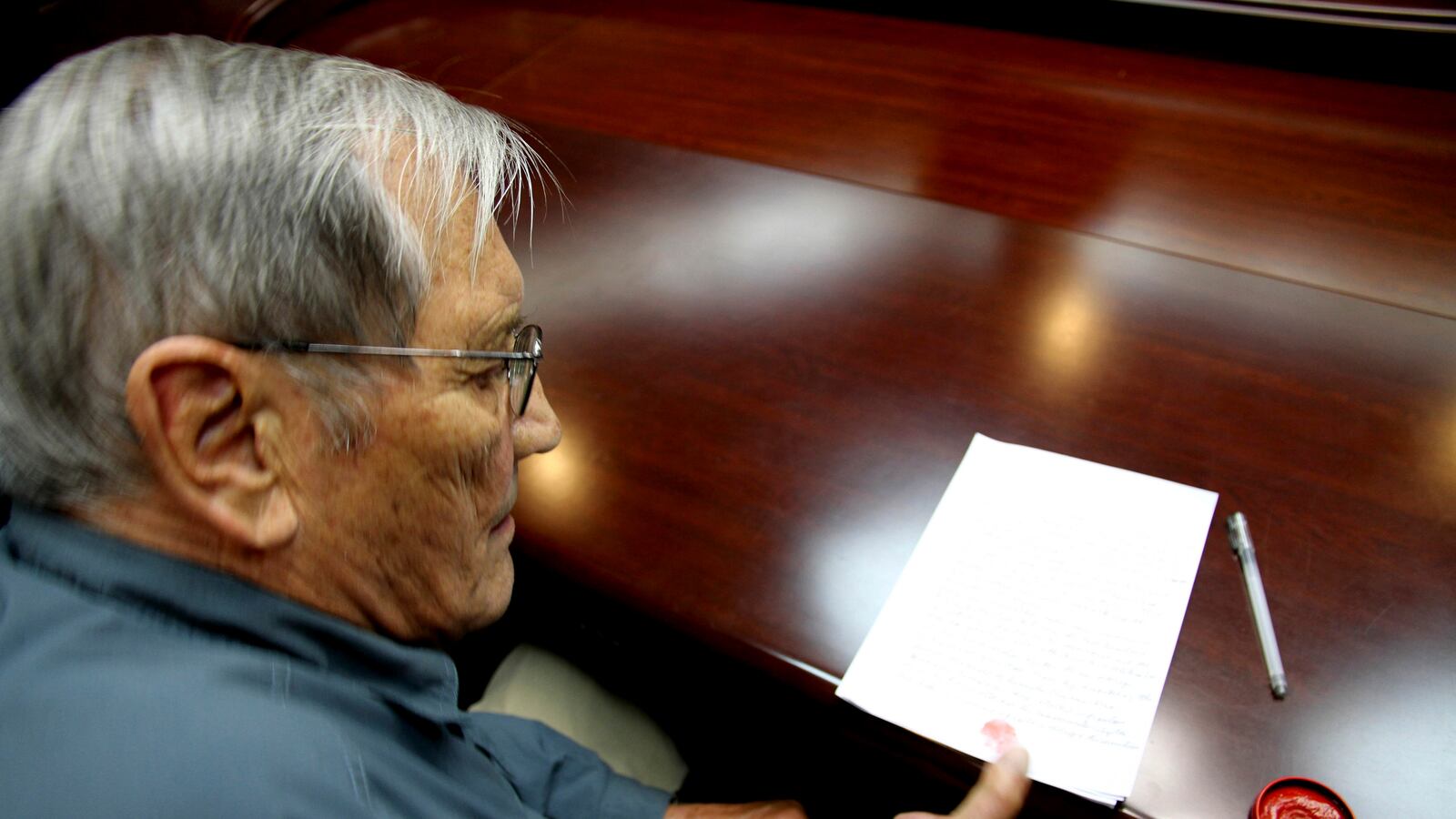 cheats/2013/11/30/veteran-in-n-korea-issues-apology/131130-american-north-korea-cheat_nu30sh