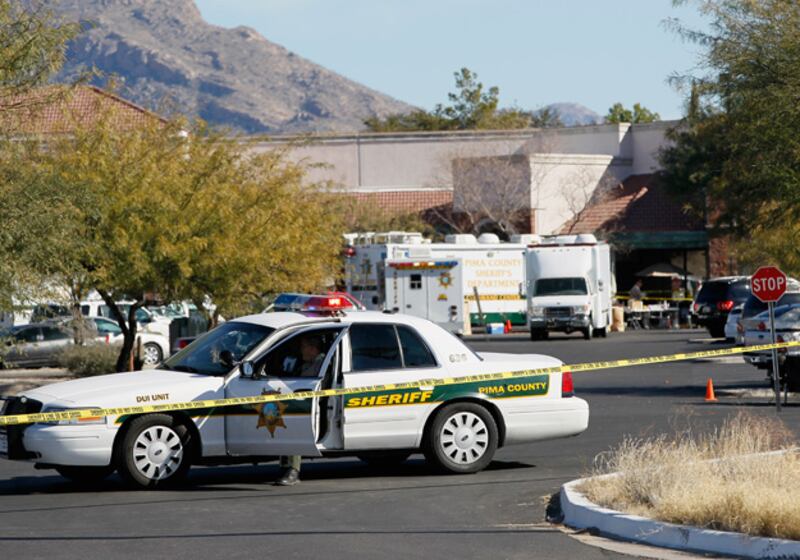 galleries/2011/01/10/deadliest-gun-states/deadliest-gun-states---arizona_vixcnd