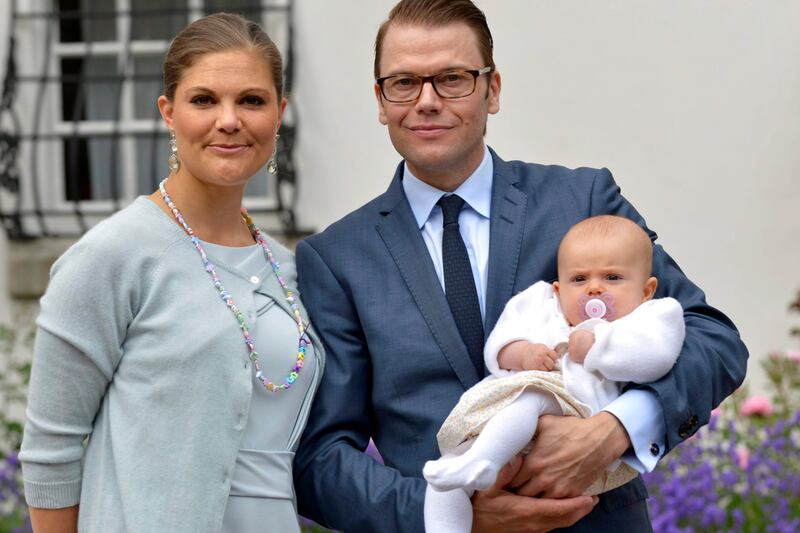 galleries/2012/12/04/prince-william-kate-middleton-s-baby-more-royal-tots-photos/next-generation-royals-princess-estelle-of-sweden_fq28u7