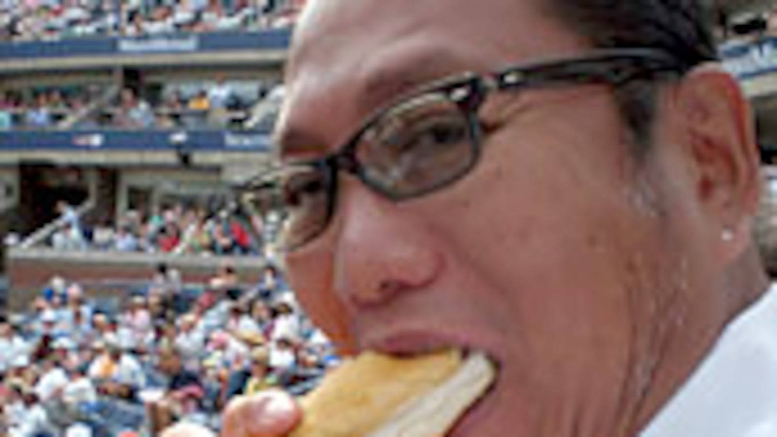 articles/2009/09/08/iron-chef-hits-the-us-open/morimoto-us-open-food_47835_caybnl