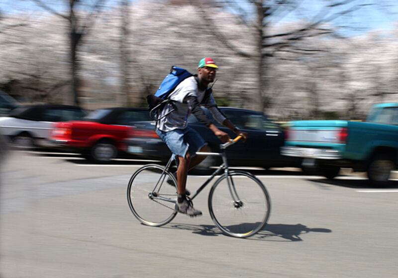 galleries/2011/04/12/deadliest-jobs/deadliest-jocourier_w9dsfm