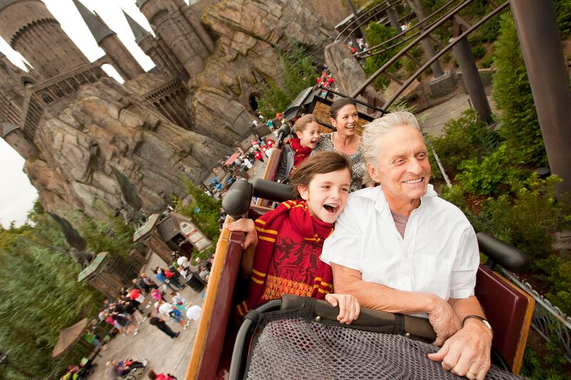 galleries/2012/07/21/celebrity-roller-coaster-faces-kim-kardashian-katy-perry-justin-bieber-and-more-photos/roller-coaster-faces-douglas_d5dax6