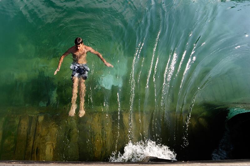 galleries/2014/03/22/splash-around-it-s-world-water-day-photos/130321-world-water2-tease_bch07r
