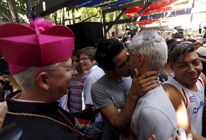 galleries/2015/05/10/gay-pride-in-havana-photos/150510-cuban-gay-pride-06_j0vpec