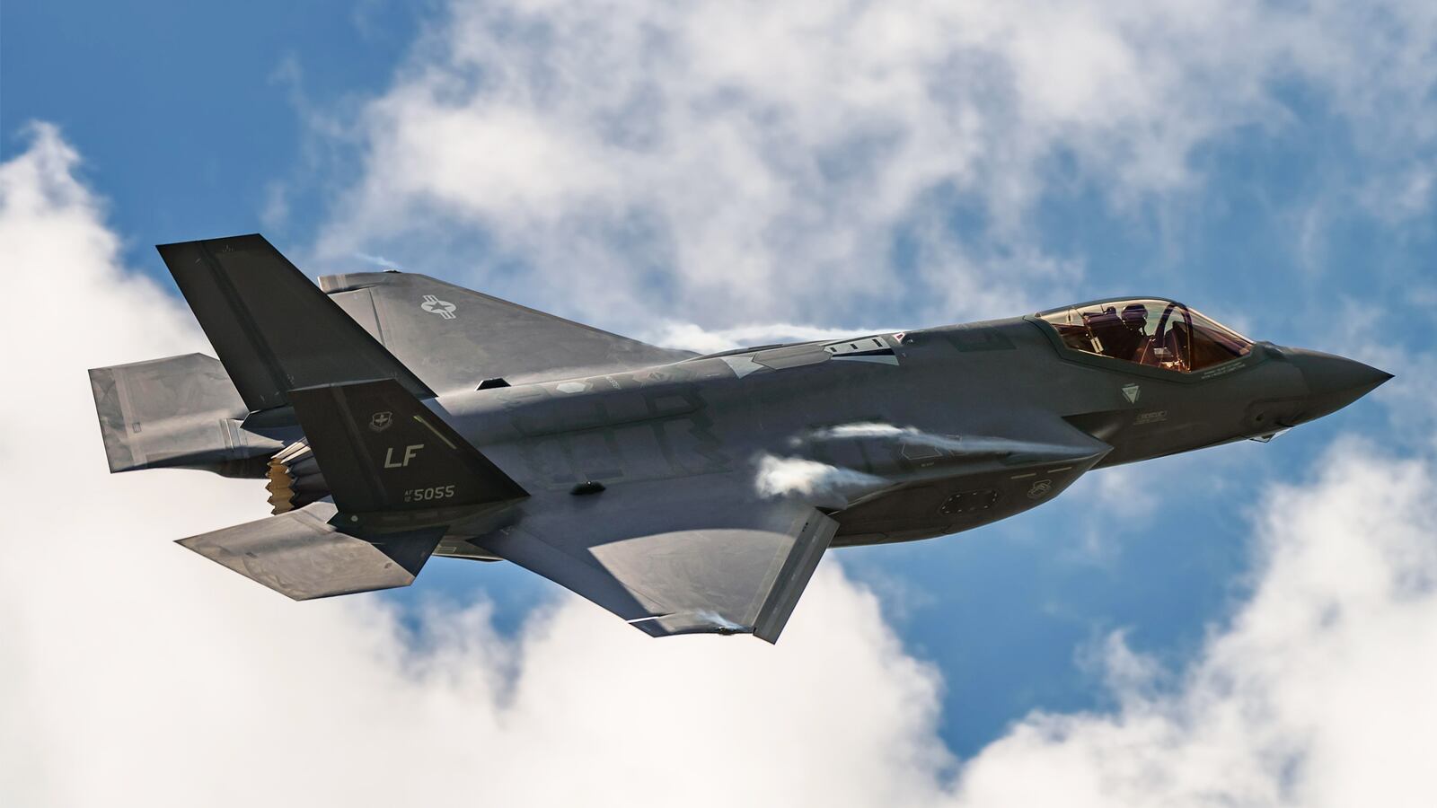 180711-Axe-F-35-hero_zewlzd